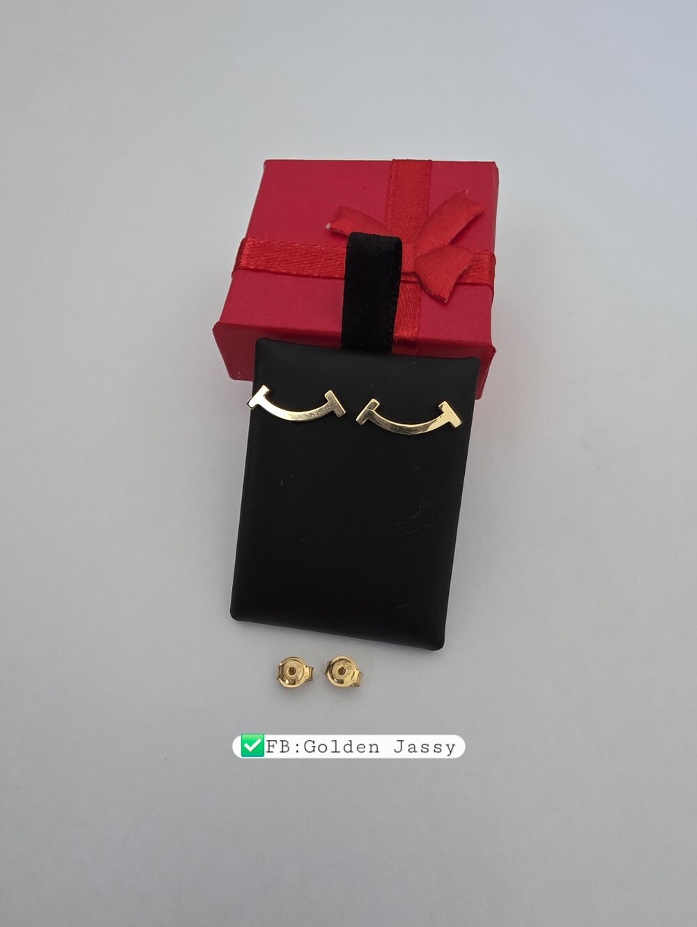 18K Real Gold Smile Stud